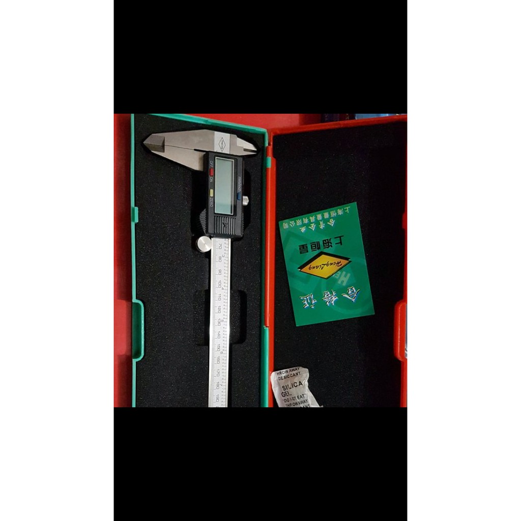 Digital Caliper 8 Inch Stainless Hardened Sigmat Digital 0-200