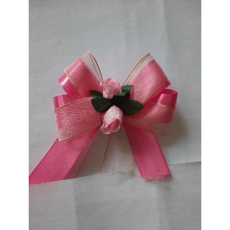 

Pita Jadi Hiasan Pink