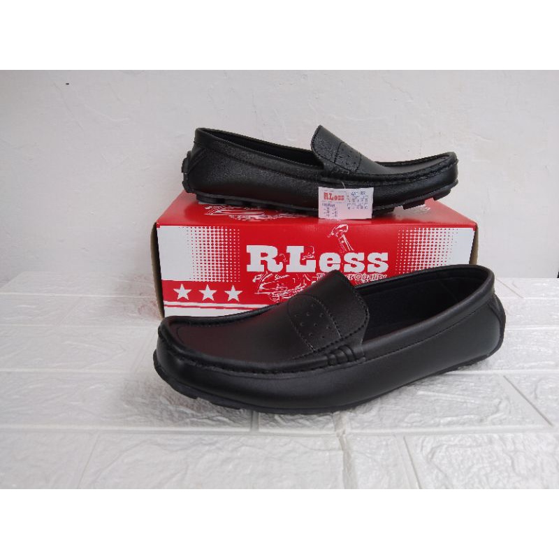 Sepatu Pria Slip On  Casual Mocasin  Kerja Kantor Santai Hitam 39-40