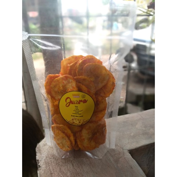 

kripik pisang rasa pedas 100 gram