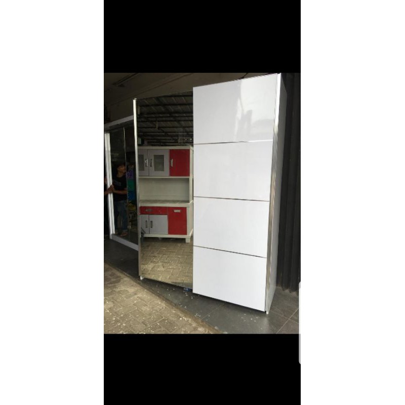 lemari pakaian minimalis kayu ukuran 160x220 custom pintu sliding cermin rel gantung