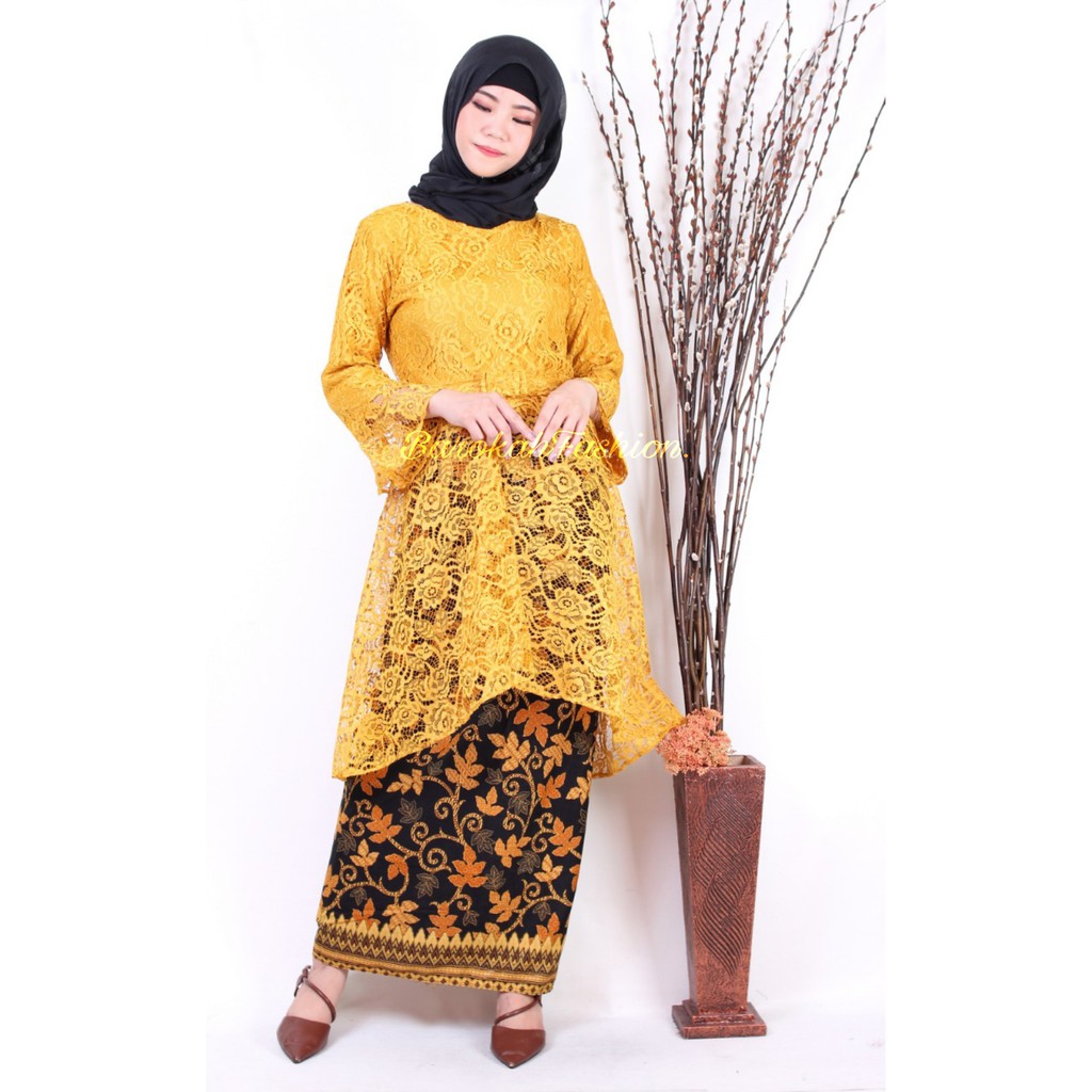 Real Pict-Set Kebaya Brukat Modern Tessa / Kebaya Murah / Kebaya Wisuda Tangan Terompet