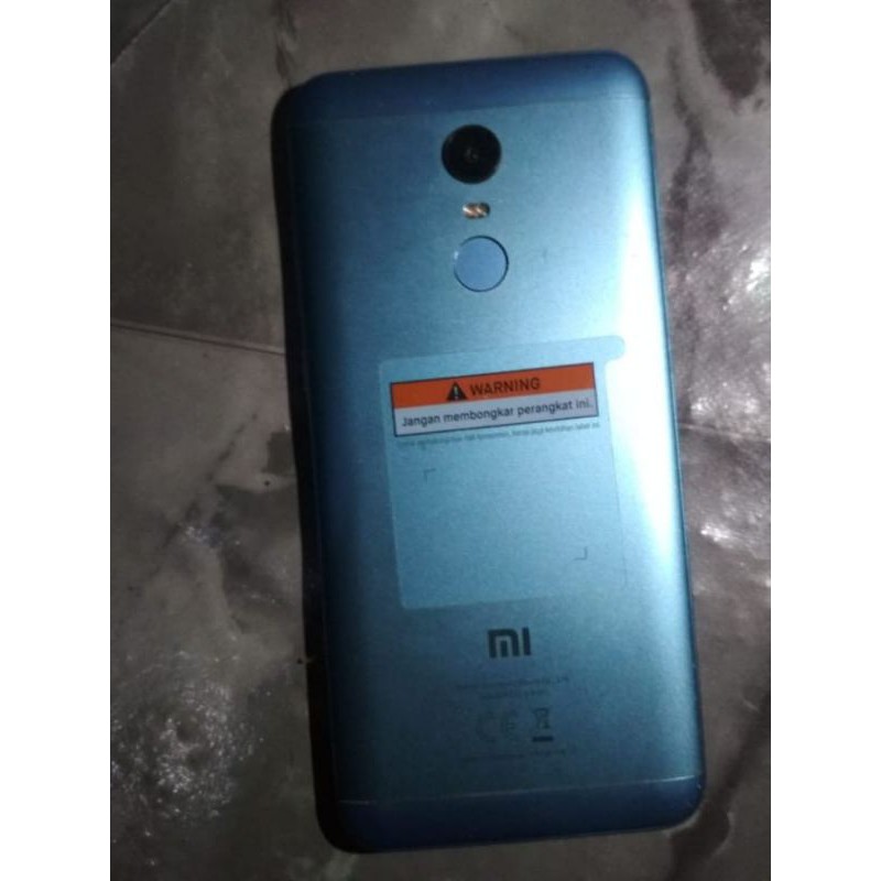 Redmi 5 plus minus