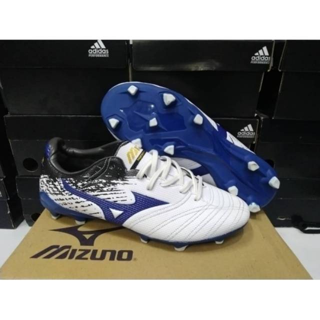 mizuno football terbaru