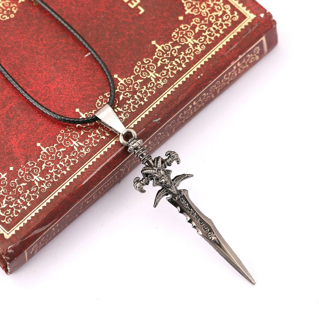 kalung cowok pedang sword metal dagger