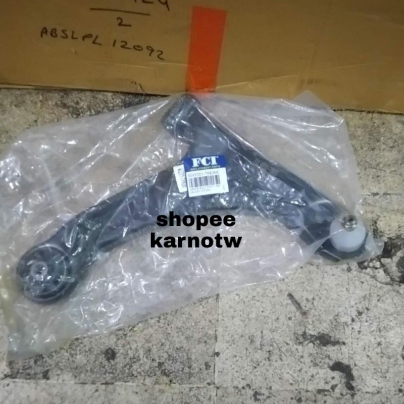 ball joint lower arm suzuki grand vitara