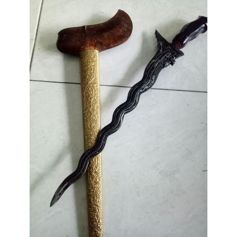 Keris antik unik dhapur nogo sosro luk 11 berpamor ngulit semongko