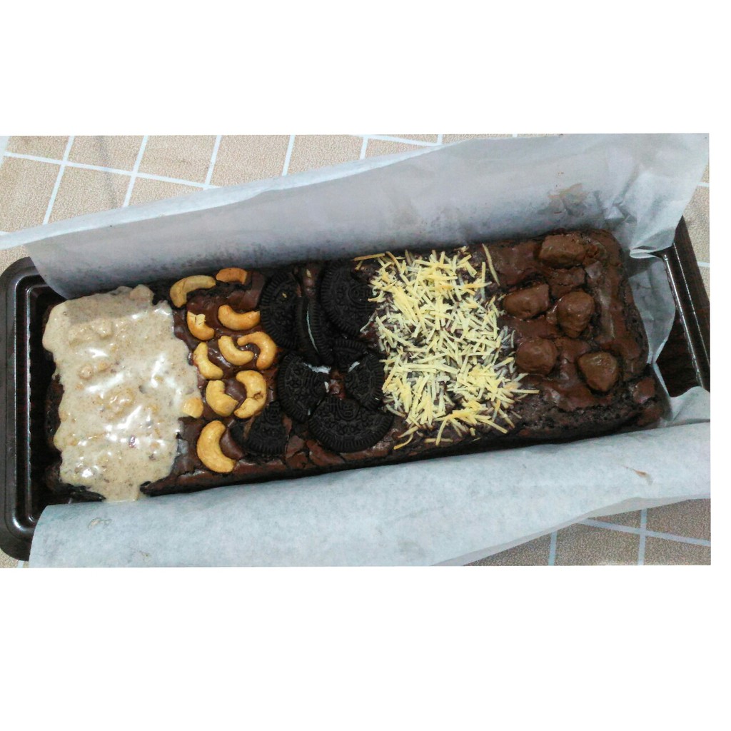 

Fudgy Brownis Sekat Medium Spesial