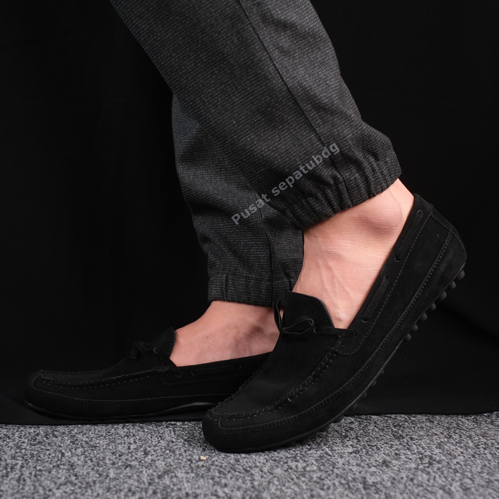 Sepatu Casual Slip On Pria Original Kekinian Model Slop Kerja Santai