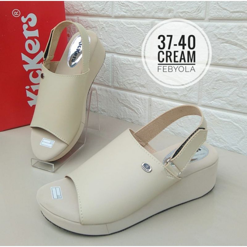 Sendal Sampan Kicker Wedges Premium