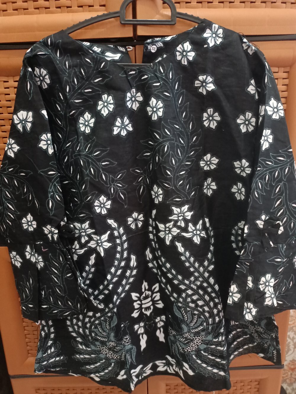 Atasan Batik Dolby Dolbi Dobby Doby Tenun Sutra Tulis Halus Katun Atbm Baron ,sarombit Atasan