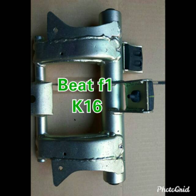 LINK ASSY ENGINE HANGER/pengangan/penghantar/sambungan/swing arm mesin Beat f1