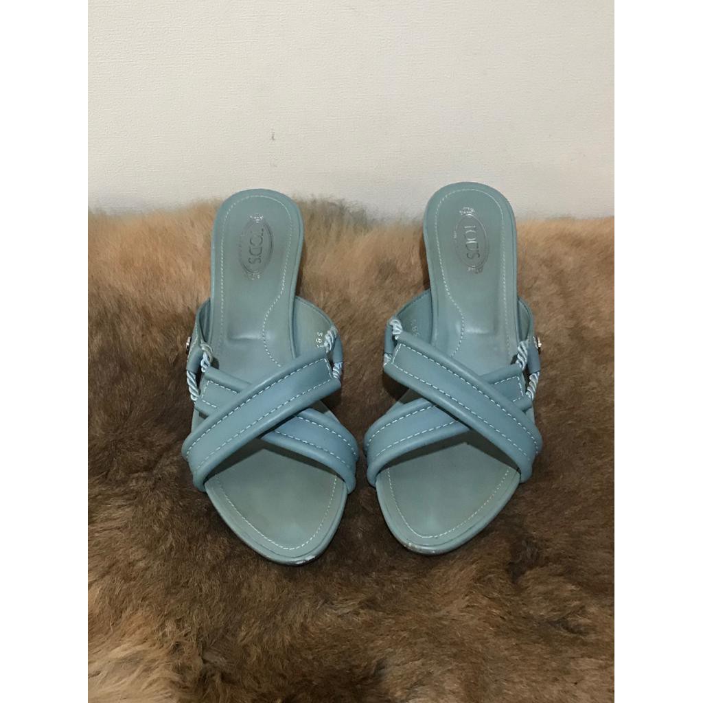 SEPATU PANTOFEL TODS ORIGINAL PRELOVED WARNA BIRU TOSKA