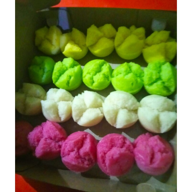 

Kue mangkok (apem)