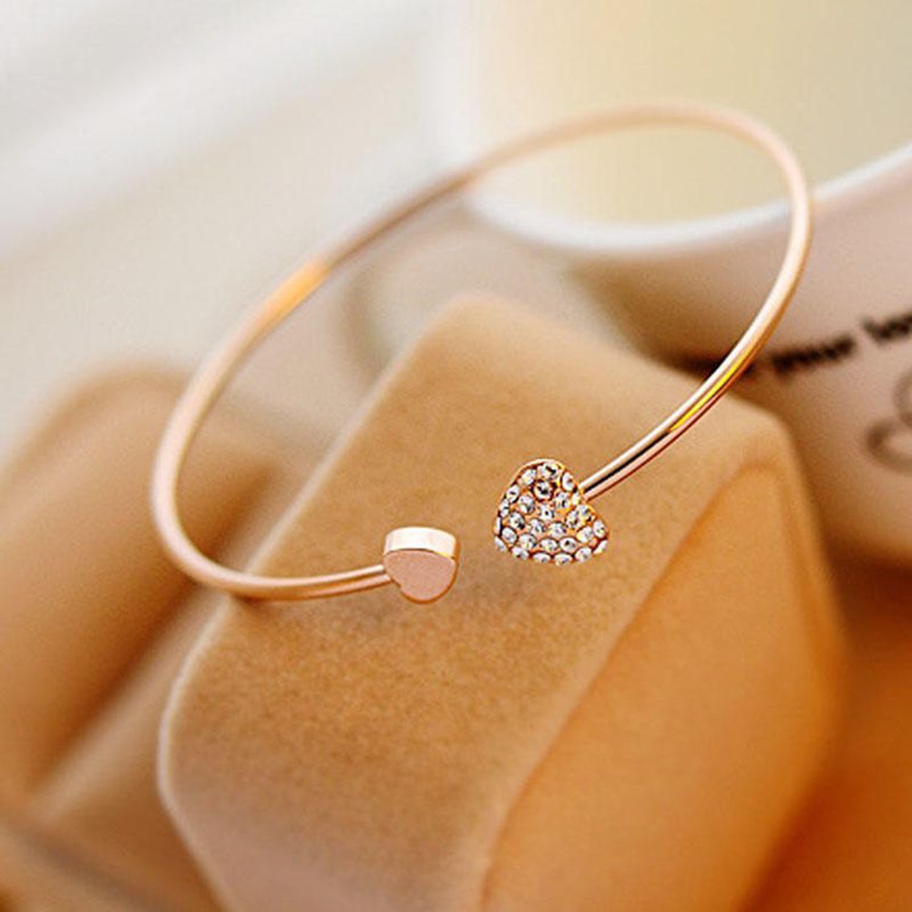 Hu Hu Hu Hu Hu Alat Bantu Pasang Kacamata♡ Gelang Bangle Open Desain Hati Ganda Hias Berlian Imitasi Untuk Wanita