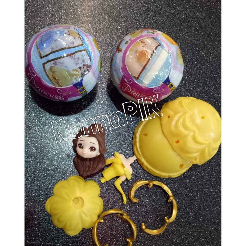 Surprise Ball Figure Princess BELLE - CINDERELLA - SNOW WHITE