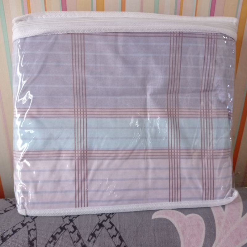 Sprei by Ace Hardware