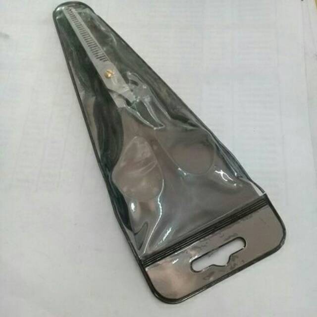 

Gunting gigi dengan ukuran besar