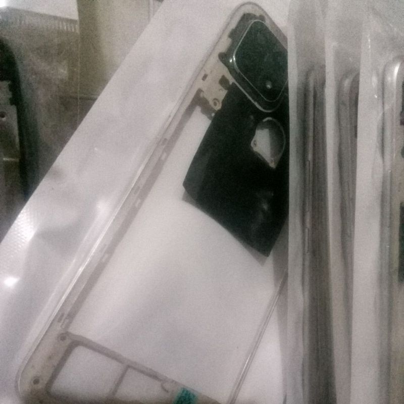 Tulang Tengah Bazel - Rangka Mesin - Frame Mesin Oppo A15 | A 15 Original