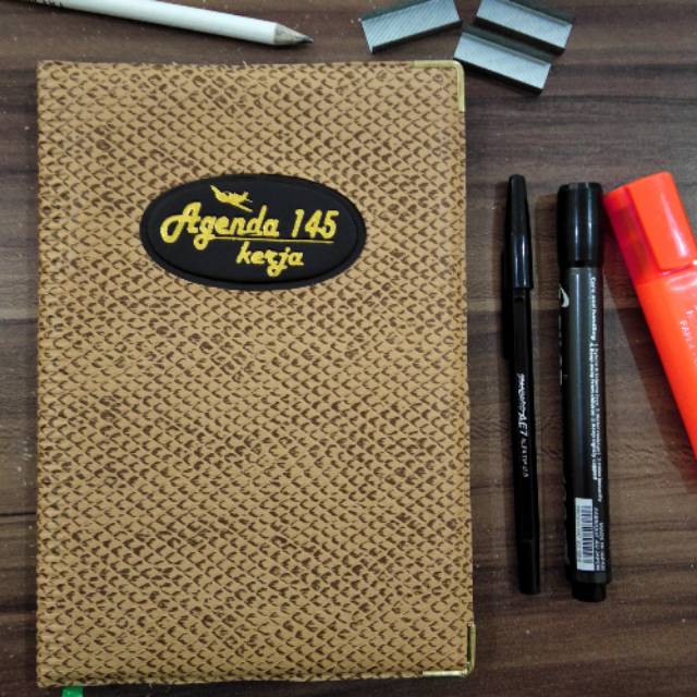 

Note Book Buku Tulis Buku Catatan Buku Murah AGENDA 145 Coklat