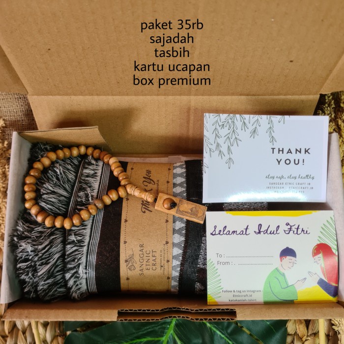 

hampers paket Lebaran Idul Fitri Ramadan hijab sajadah sarung tasbih - edisi sajadah