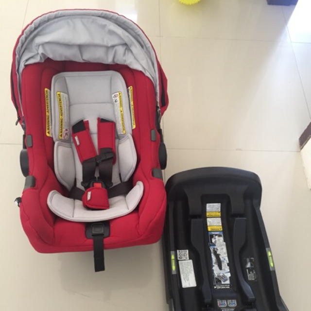 NUNA PIPA SCARLET + BASE CAR SEAT + ADAPTOR KE STROLLER NUNA MIXX (Preloved/ Second/ Bekas)