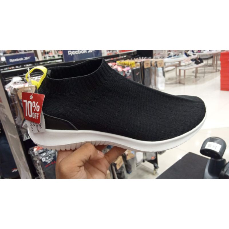 SEPATU AIRWALK SLIP ON WOMEN BLACK