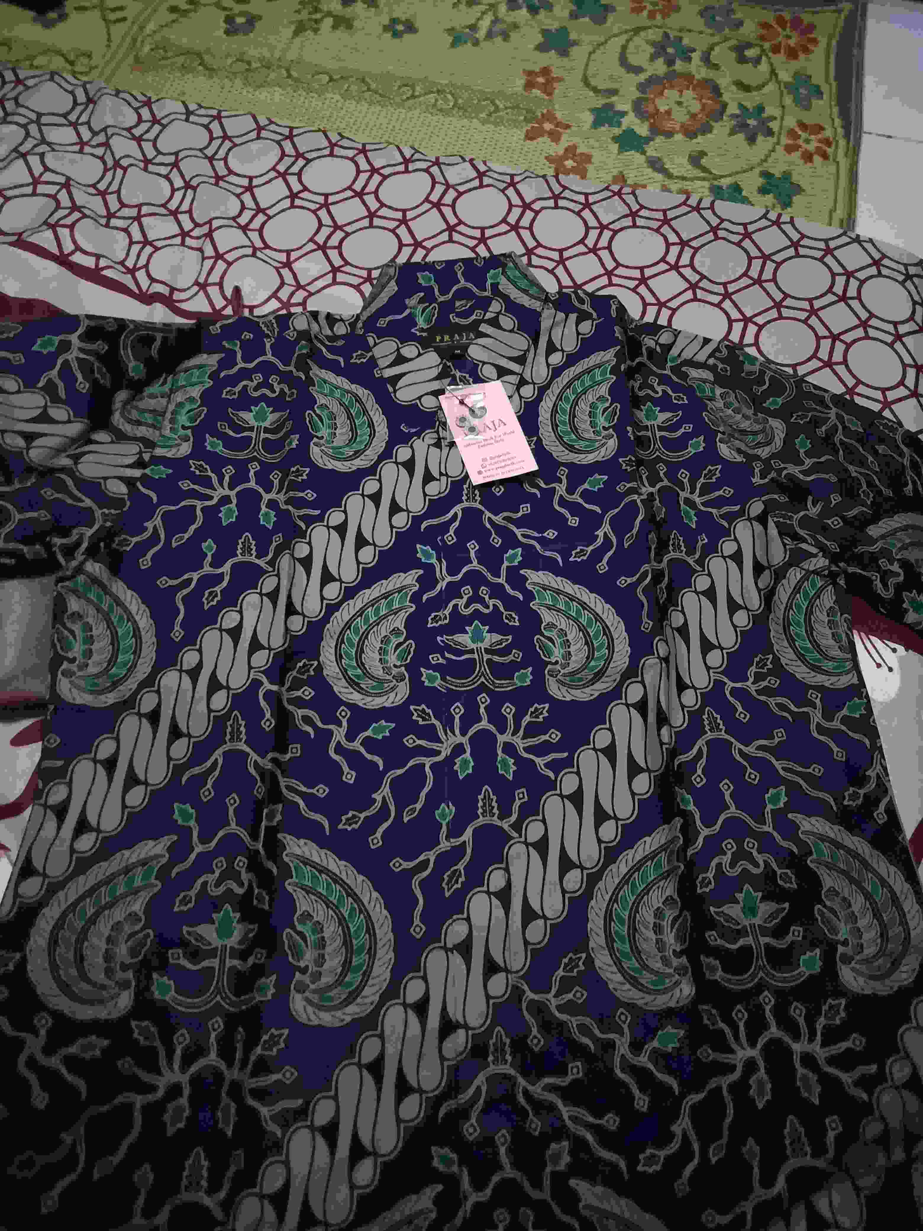 Praja Batik Ramaputera - Kemeja Batik Pria Lengan Panjang Navy Blue Reguler Fit