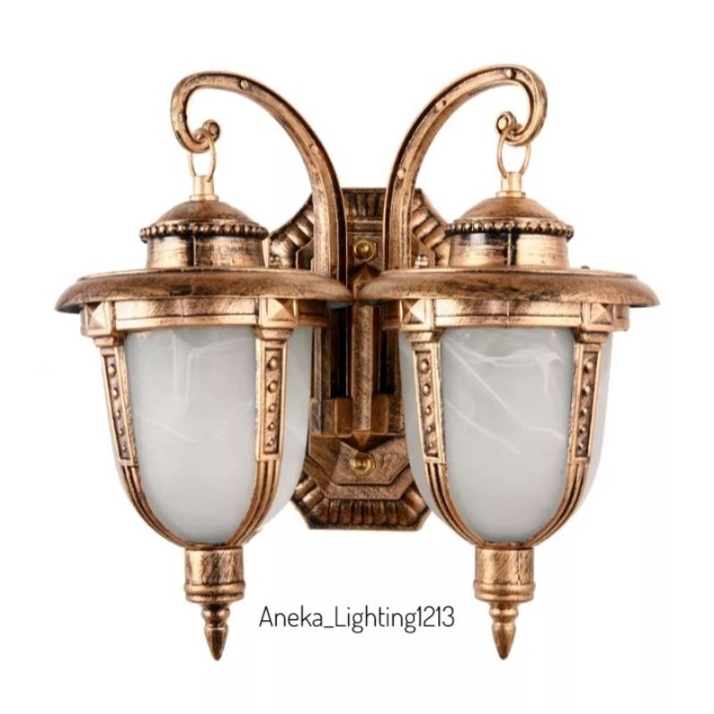 Lampu Dinding Outdoor Cabang 2 Lampu Hias Klasik