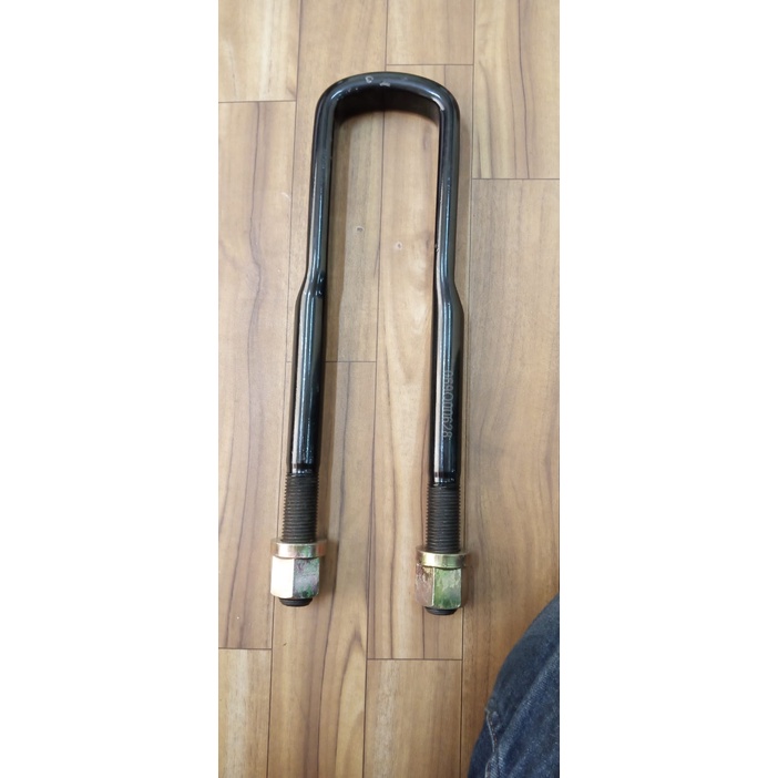 U bolt belakang hino 700 oem rear ubolt Oem New