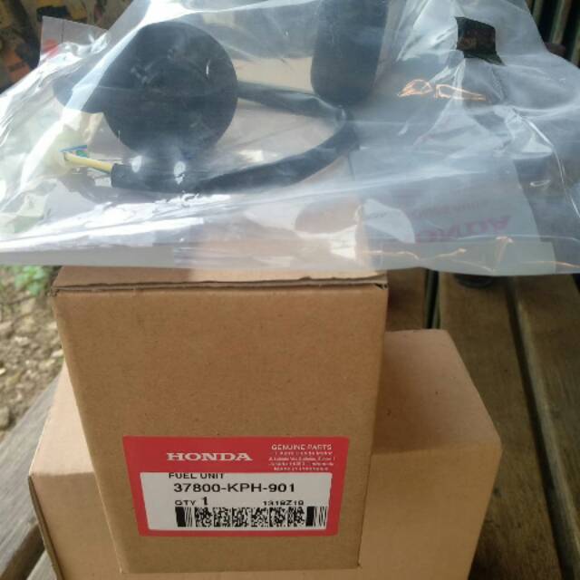 PELAMPUNG BENSIN FUEL UNIT KARISMA HONDA 37800-KPH-901
