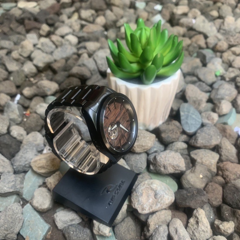 Jam Tangan Rip Curl  Automatic civilian midsize black wood