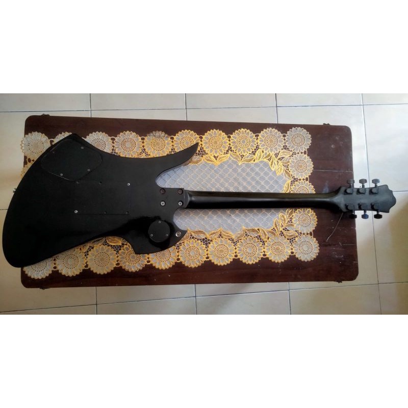 gitar listrik custom