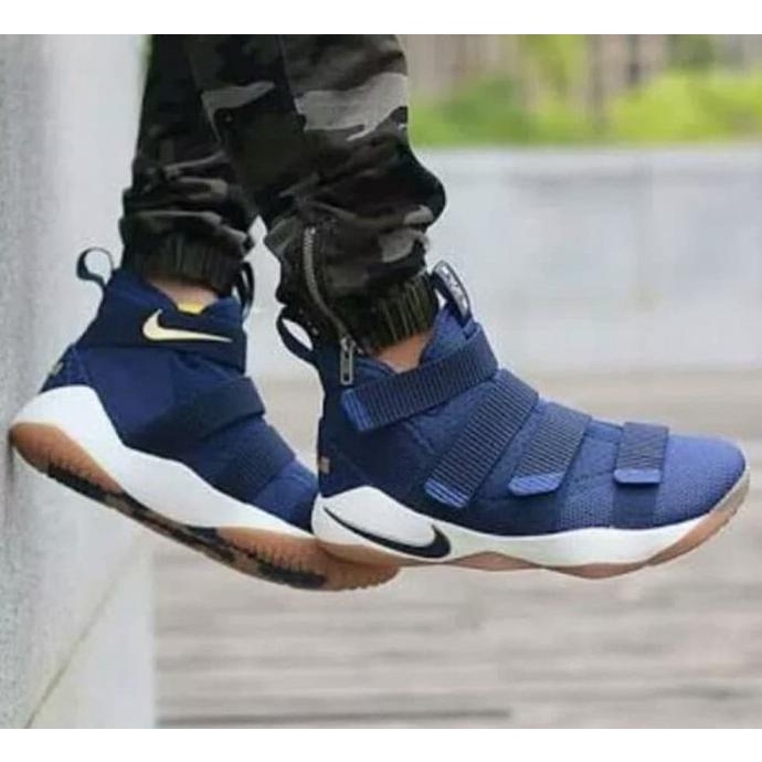 Sepatu Basket Nike Lebron James Soldier 11 Navy Premium Original Bnib