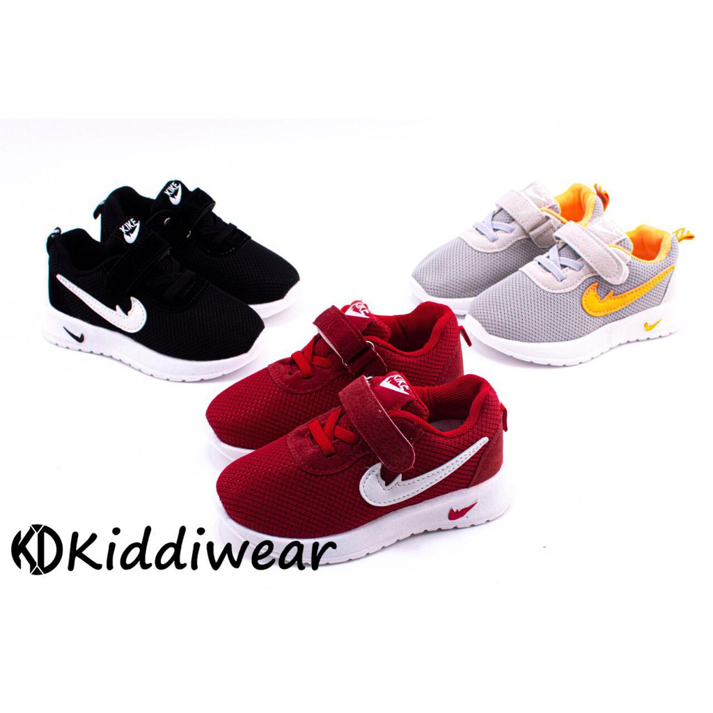 (Kiddiwear) Sepatu sneakers anak MBK61