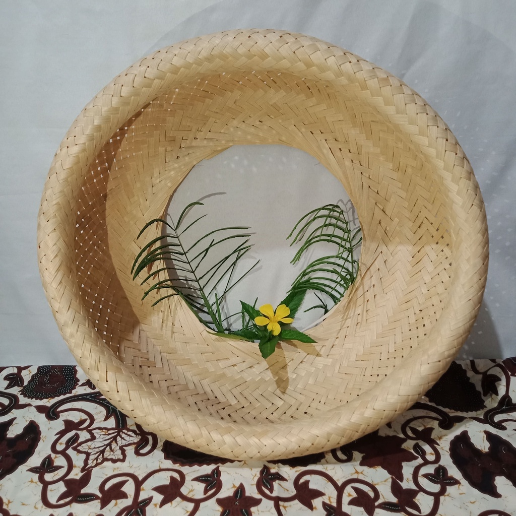 Trifaunicraft / LAMPION / anyaman bambu / handmade / dekorasi