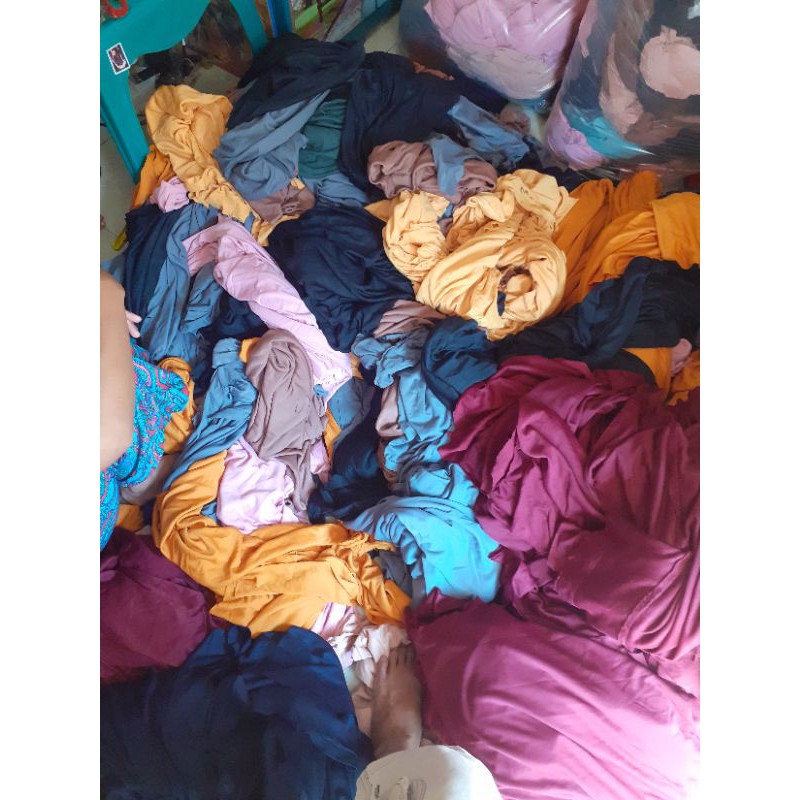 KAIN PERCA/KAIN SISA POTONGAN KILOAN