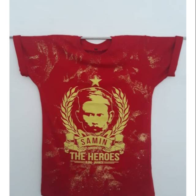 Kaos Samin Surosentiko 8