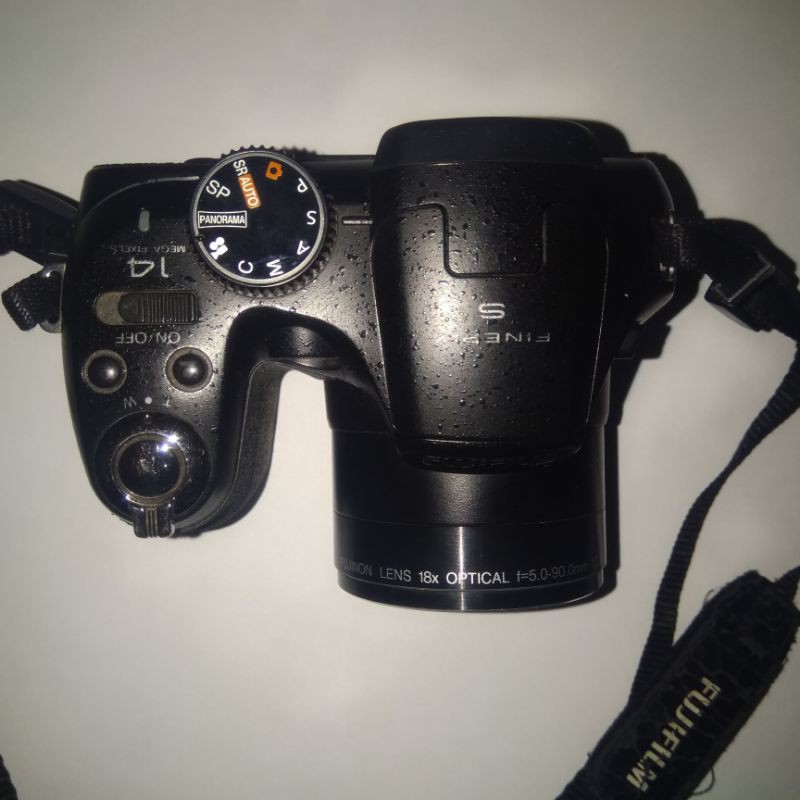 Kamera Bekas Fujifilm Finepix S2950