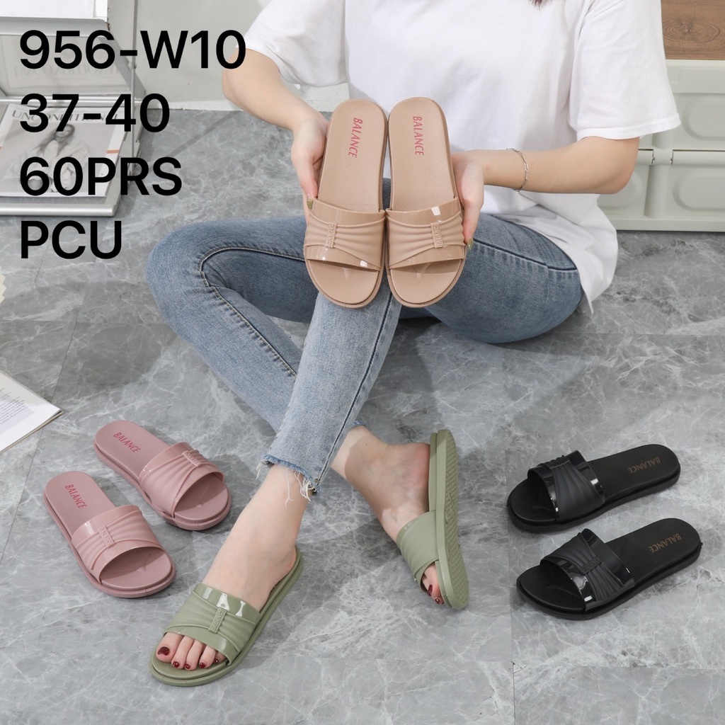 Sendal Slop Wanita Balance 956 W10 Sandal Slop Motif Kerut Glossy 100% Original Import Jelly Nyaman Empuk Anti Slip