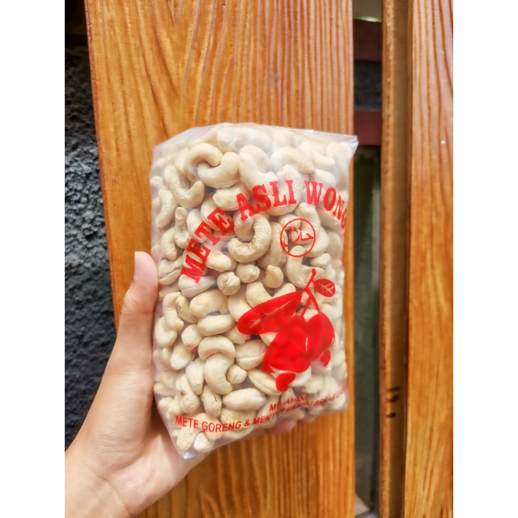 

KACANG METE MENTAH SUPER ASLI WONOGIRI 1 KG