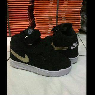 CUCI GUDANG sepatu anak sekolah nike high TERMURAH