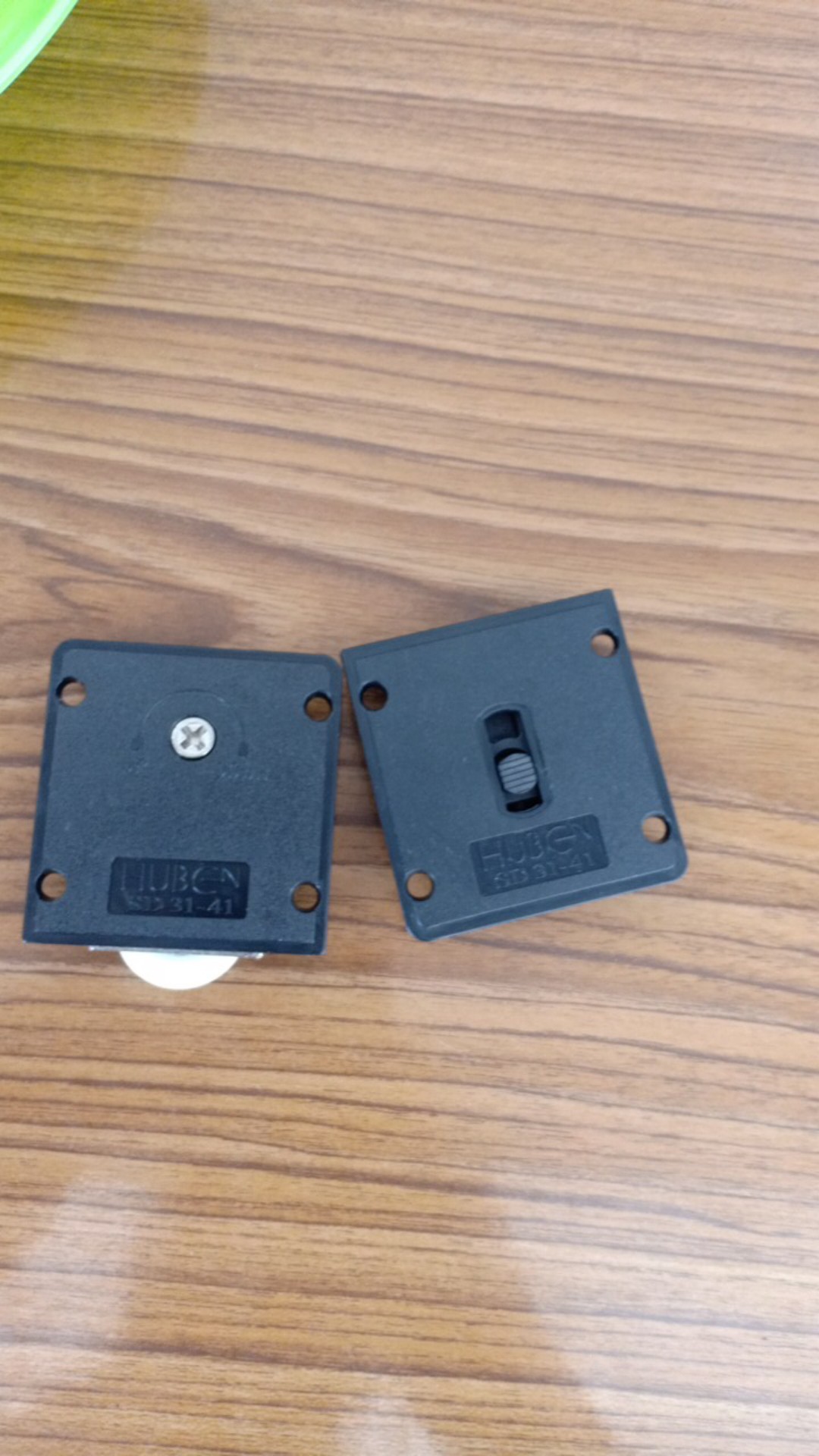 Roda Pintu Lemari Sliding Geser Huben Sd 3141