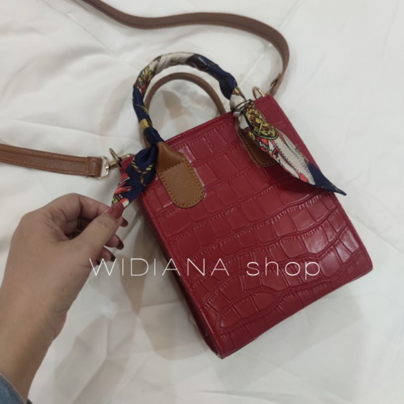 Tas Wanita Selempang Widiana Lina Fashion Wanita Kekinian