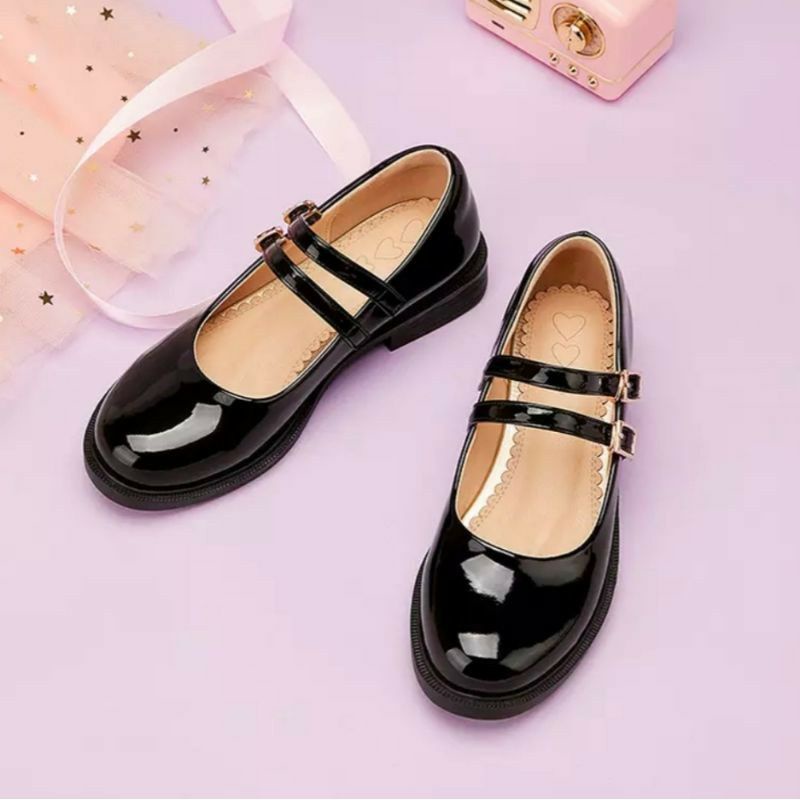 DOCMART GESPER/ SEPATU WANITA TERLARIS / SEPATU DOKMAR WANITA/