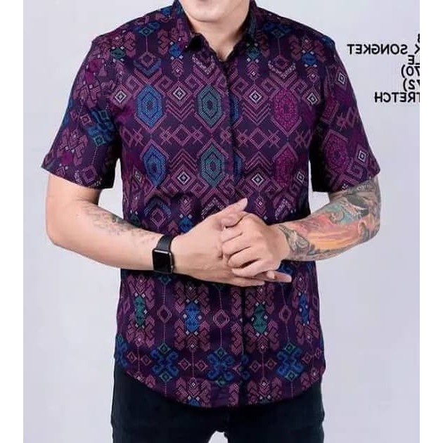 Baju kemeja batikkasual  pria warna Ungu songket lenganpendek ms