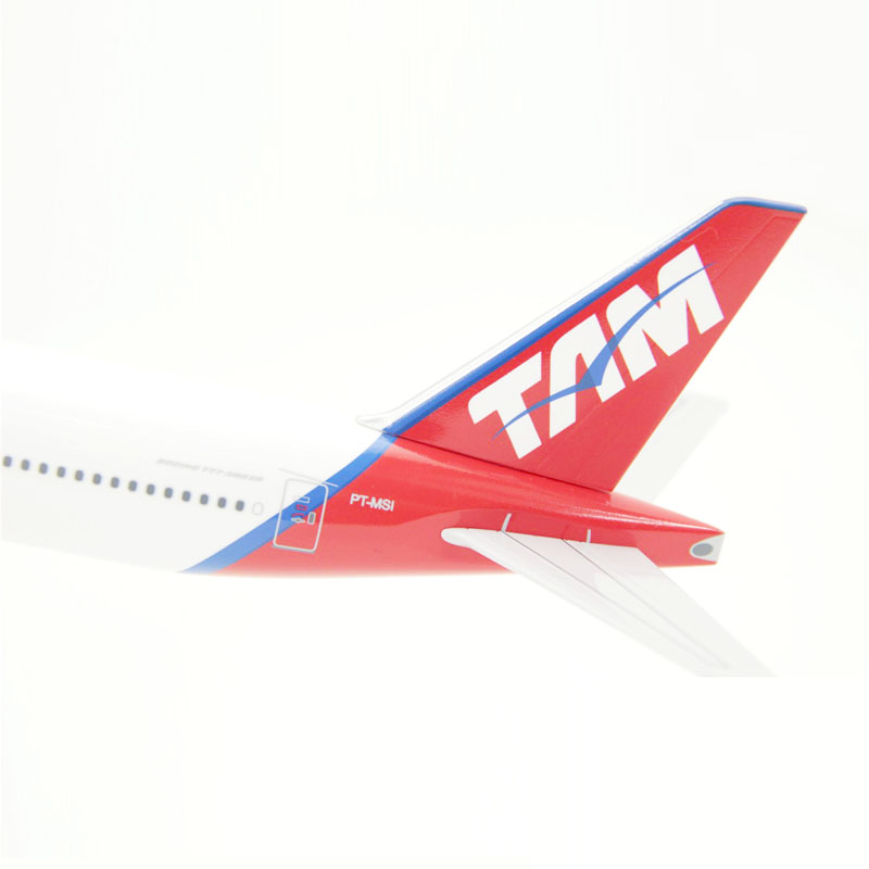 Tam Boeing 777 Mainan Model Pesawat Terbang Air Brazil B777 Bahan Metal Ukuran 16CM Untuk Hadiah