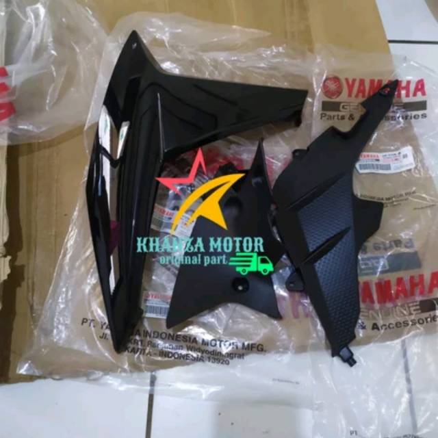 Shroud sayap kanan fullset yamaha Vixion Advance 2015 original Hitam