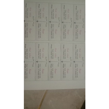 

tanggal yang salah sesuai desain undangan