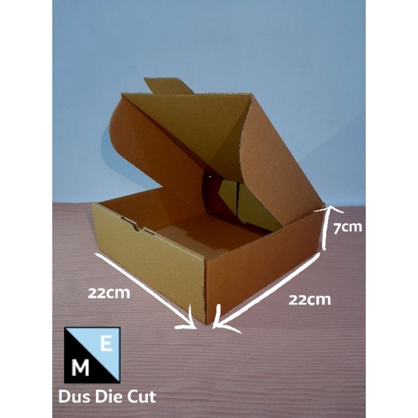 

KARDUS/KARTON/BOX UK. 22×22×7 CM... DUS DIE CUT... MODEL KARDUS PIZZA